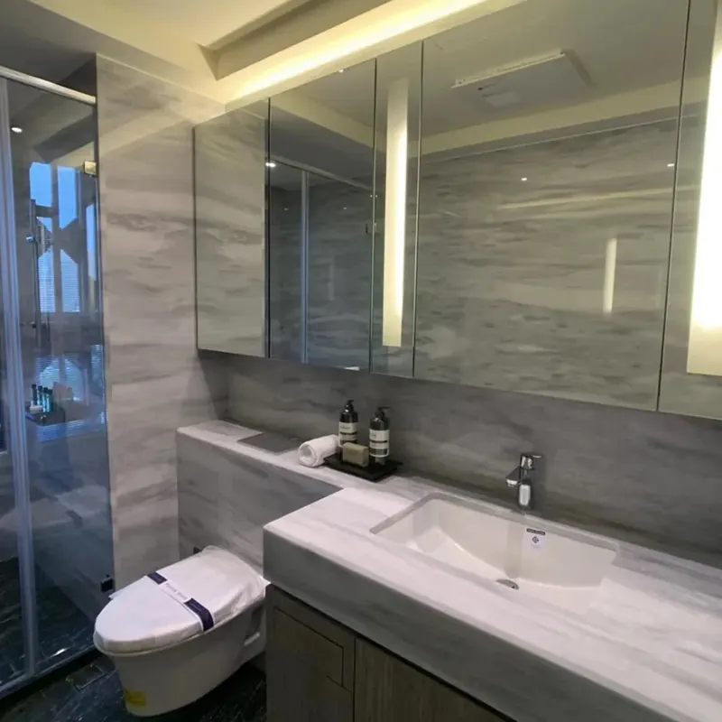 Vil en marmorplade til badeværelsesforfængelighed glæde mig hver morgen?