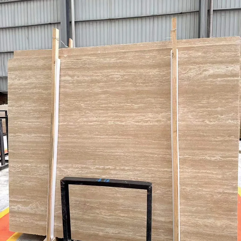 Beige travertinplader